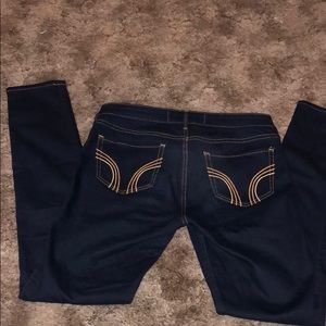 Hollister dark wash jegging size 9